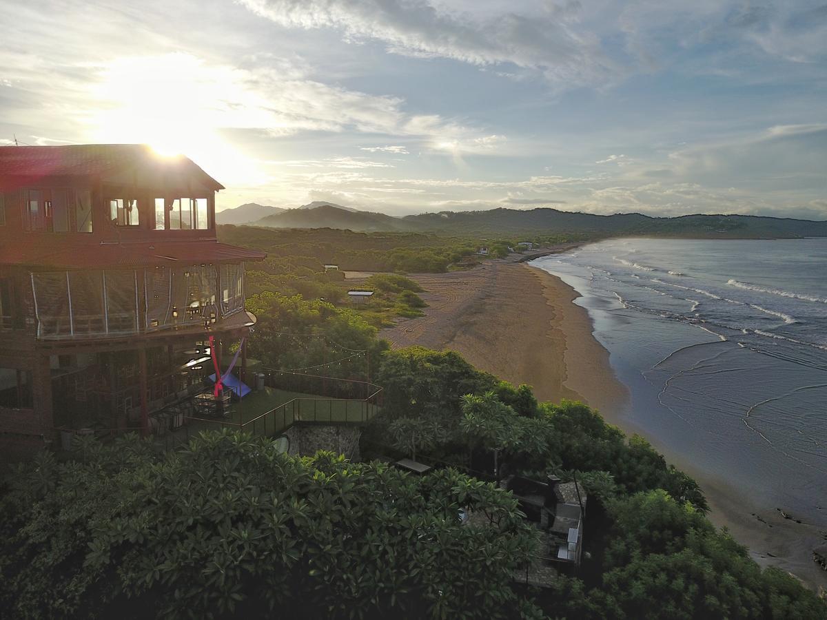 Magnific Rock - Surf Resort & Yoga Retreat Nicaragua Popoyo Eksteriør billede